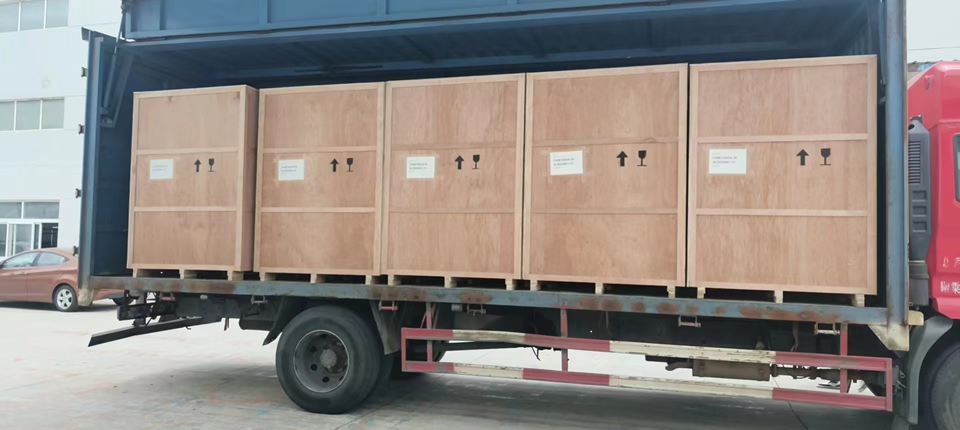 印度出口医用清洗设备工作站 - 整车待发 - 江苏必威登录平台首页官网