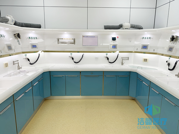 U型内窥镜清洗工作站_新款/新外观清洗设备工作台_医用清洗设备_必威备用网医用设备公司