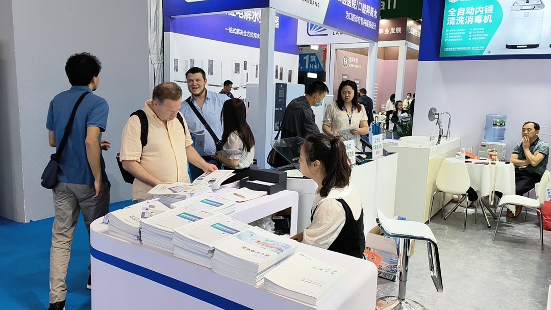 江苏必威备用网第87届医用博览会现场(图)